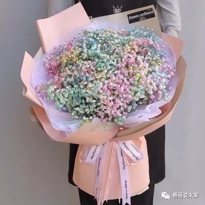 第一次送女朋友花几朵_女性朋友送花的说说_送朋友花女生/